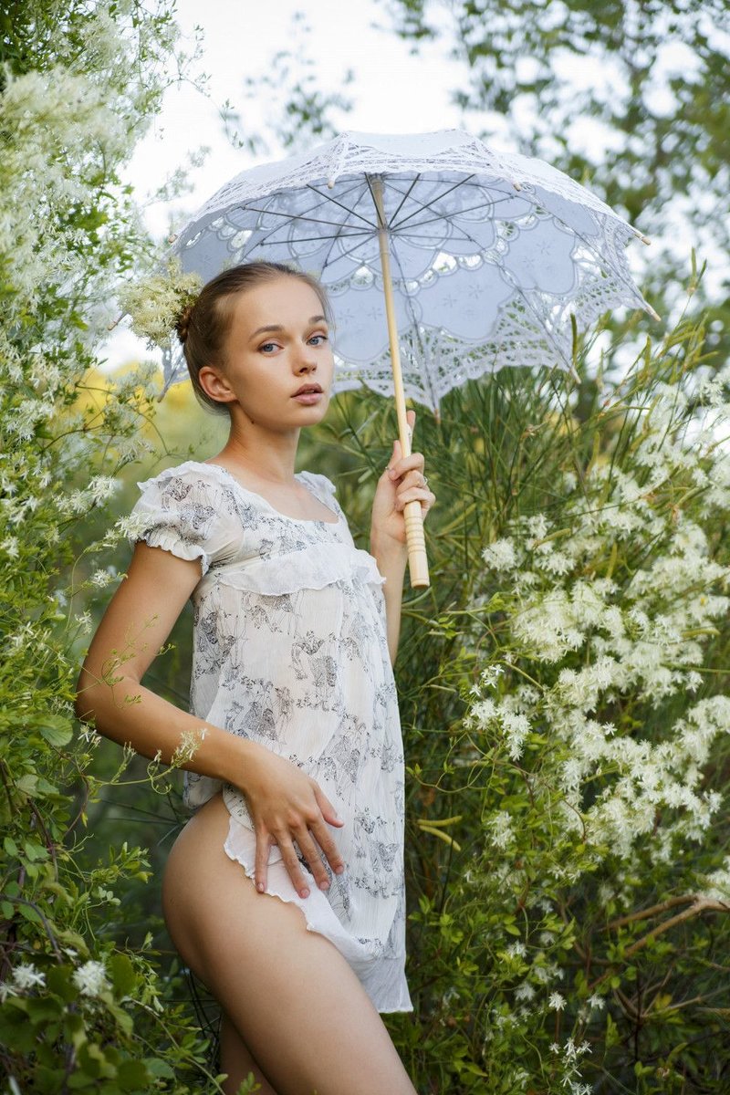 Евочка, 21 год, 0 размер груди